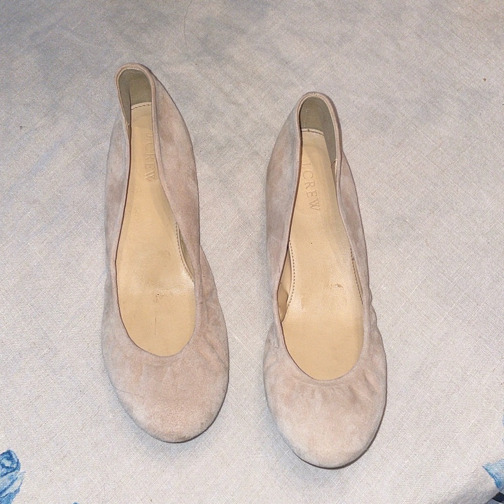 JCrew Factory Anya suede ballet flat; cream; Sz 6.5